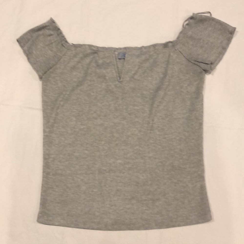 Abbeline scallop neck  off shoulder top